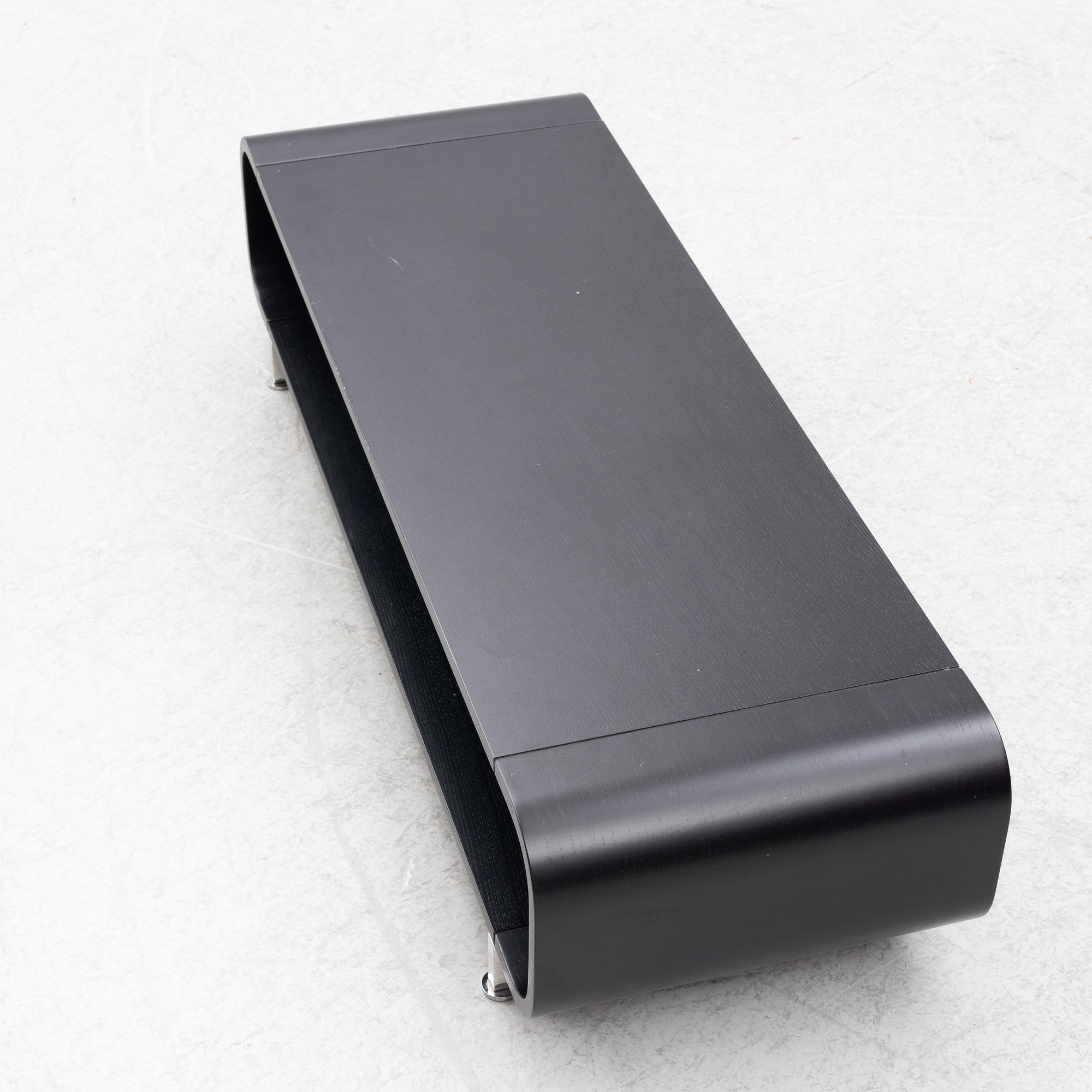 Coffee table, contemporary.