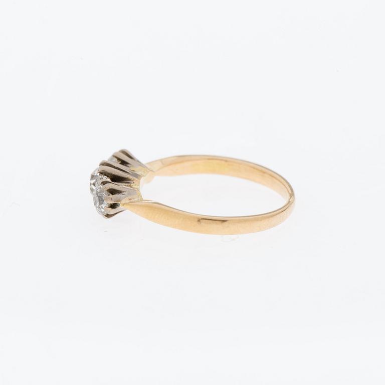 RING, gammalslipade diamanter, 18K guld.