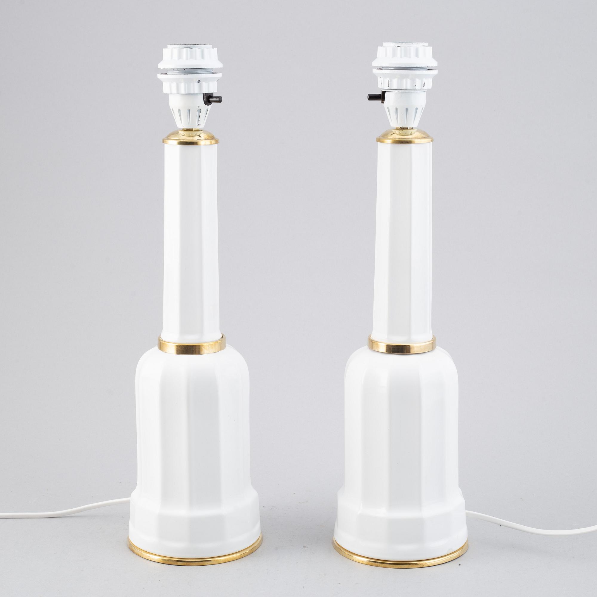 A pair of porcelain table lights, Heiberg model, probably Denmark. Second half of the 20th Century.