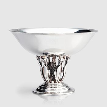 12. Johan Rohde, a sterling silver bowl, Copenhagen ca 1927-1932, design nr 171.