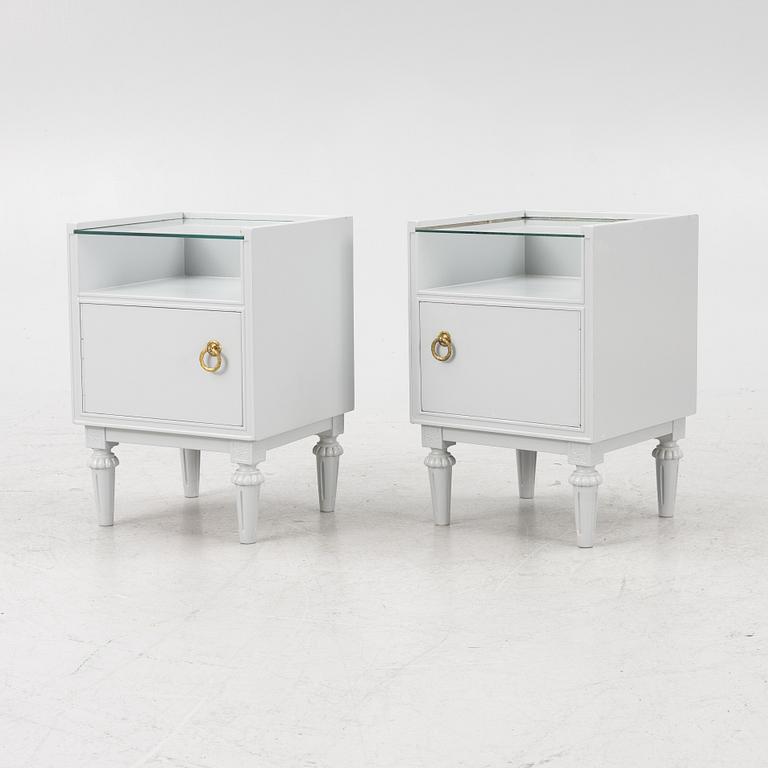 A pair of beside tables, 1920s/30s.