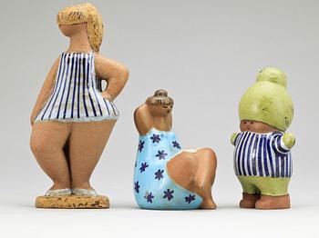 PARTI FIGURINER, 3 st, stengods, Lisa Larson, Gustavsberg, 1900-talets andra hälft.