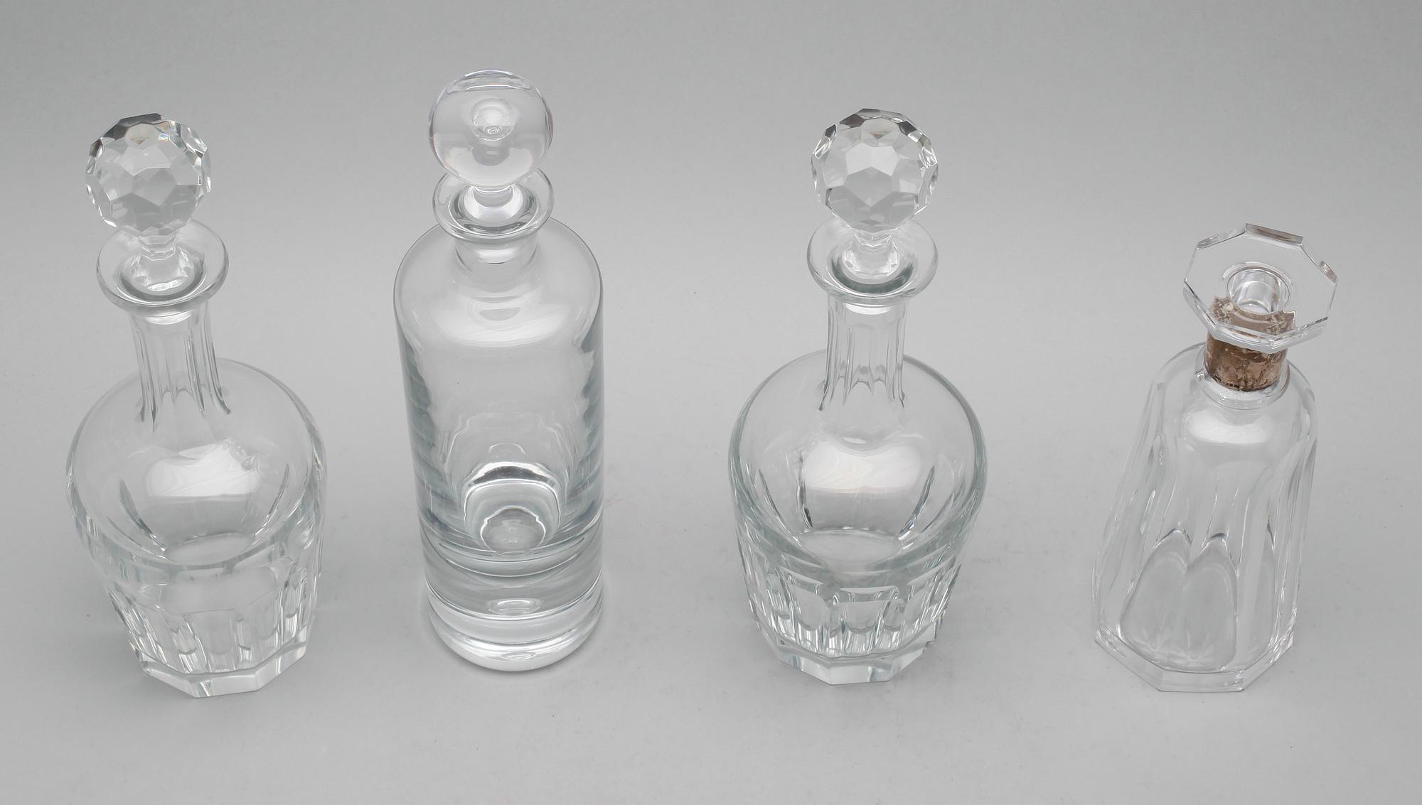KARAFFER, 4 st, glas, bla "Pippi", Walter Hickman, Kosta.