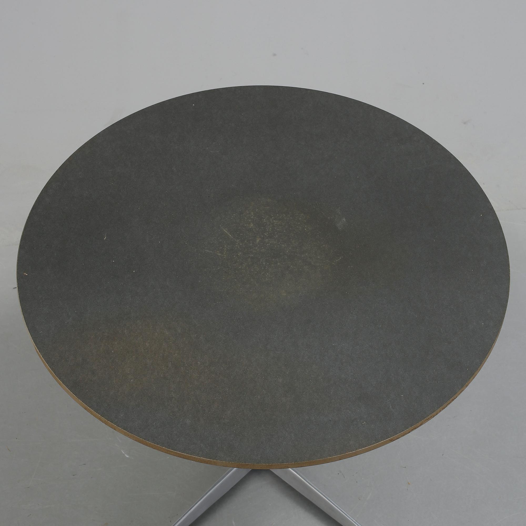 SOFFBORD, Fritz Hansen, Danmark.
