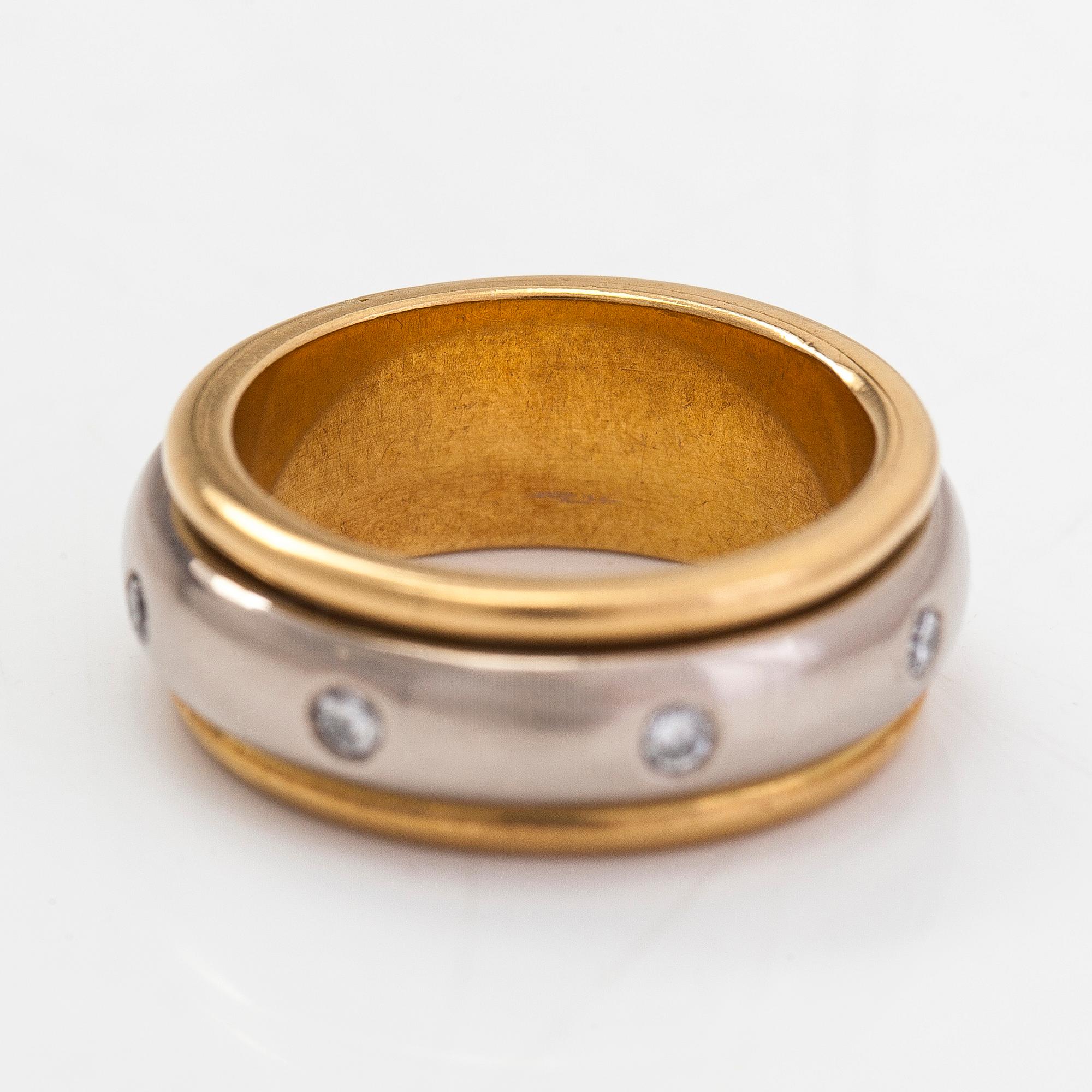 An 18K white/yellow gold ring, diamonds totalling approximately 0.24 ct. Henri Pitkänen, Helsinki.