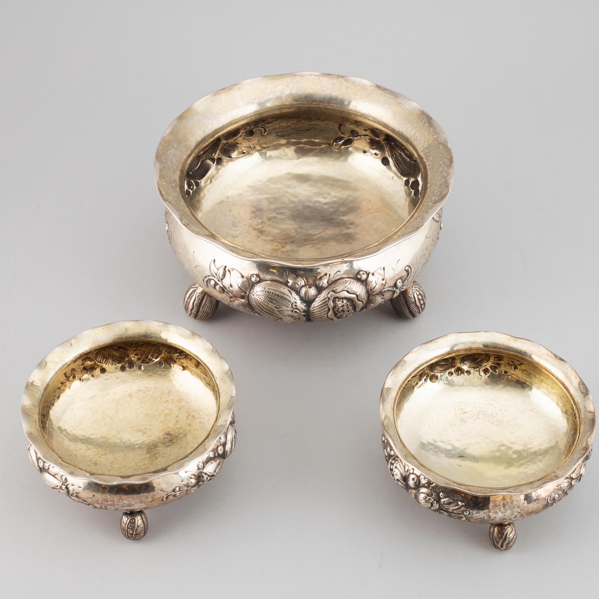 A set of three BAroque style silver bowls, maker's mark CG Hallberg, Stockholm, 1949-1950.