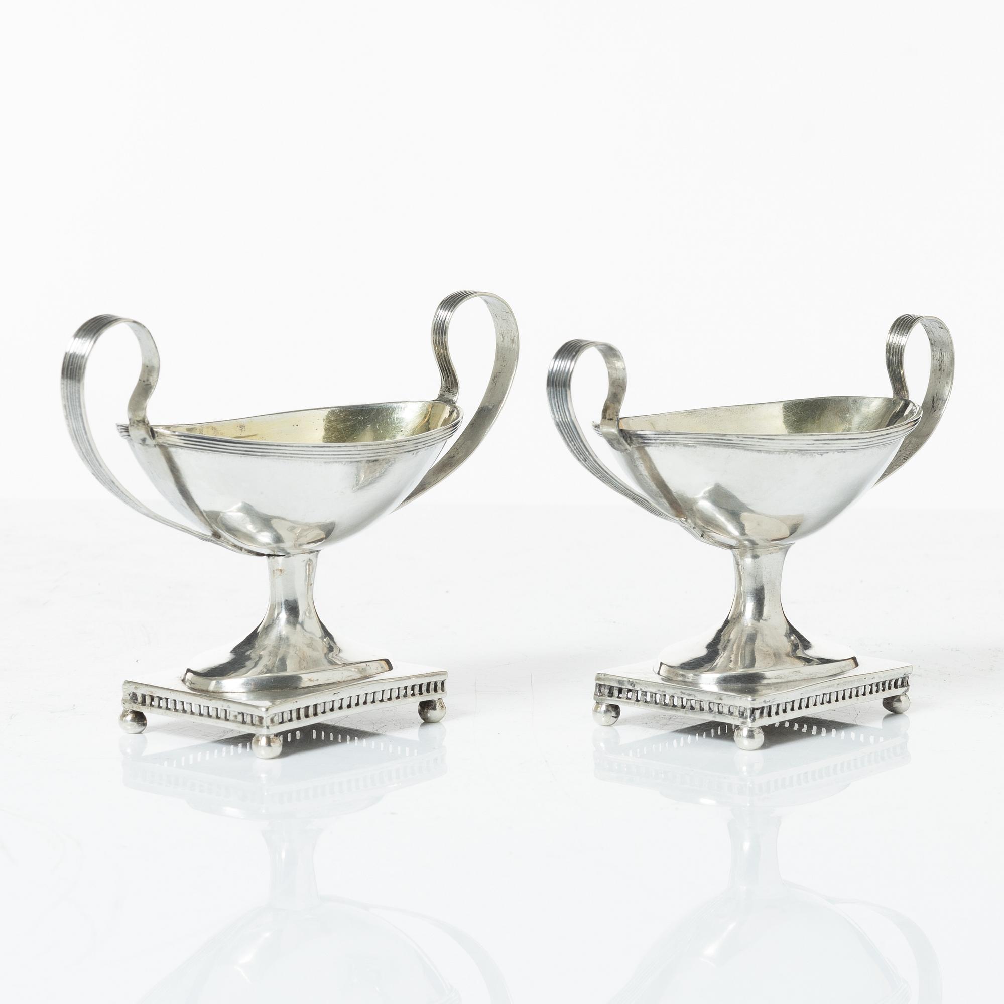 Johan Henrik Lampa, saltkar, ett par, silver, Stockholm 1810.