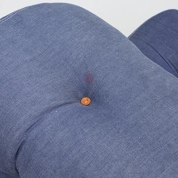 Gillis Lundgren, a pair of 'Tajt' daybeds/easy chairs for IKEA, Sweden 1970s.