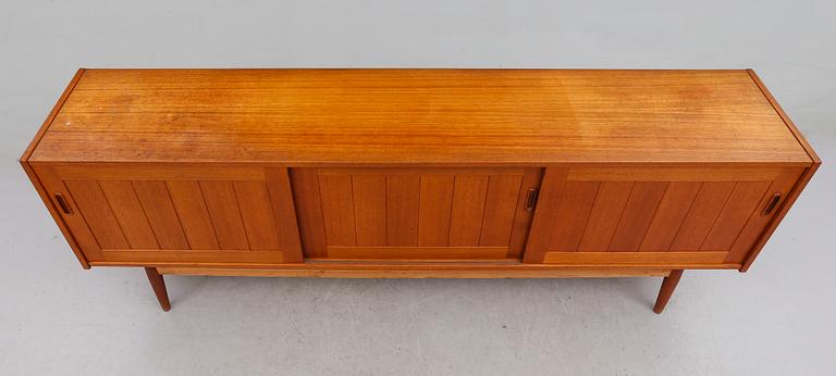 SIDEBOARD, Åsljunga Möbelfabrik, 1900-talets andra hälft.