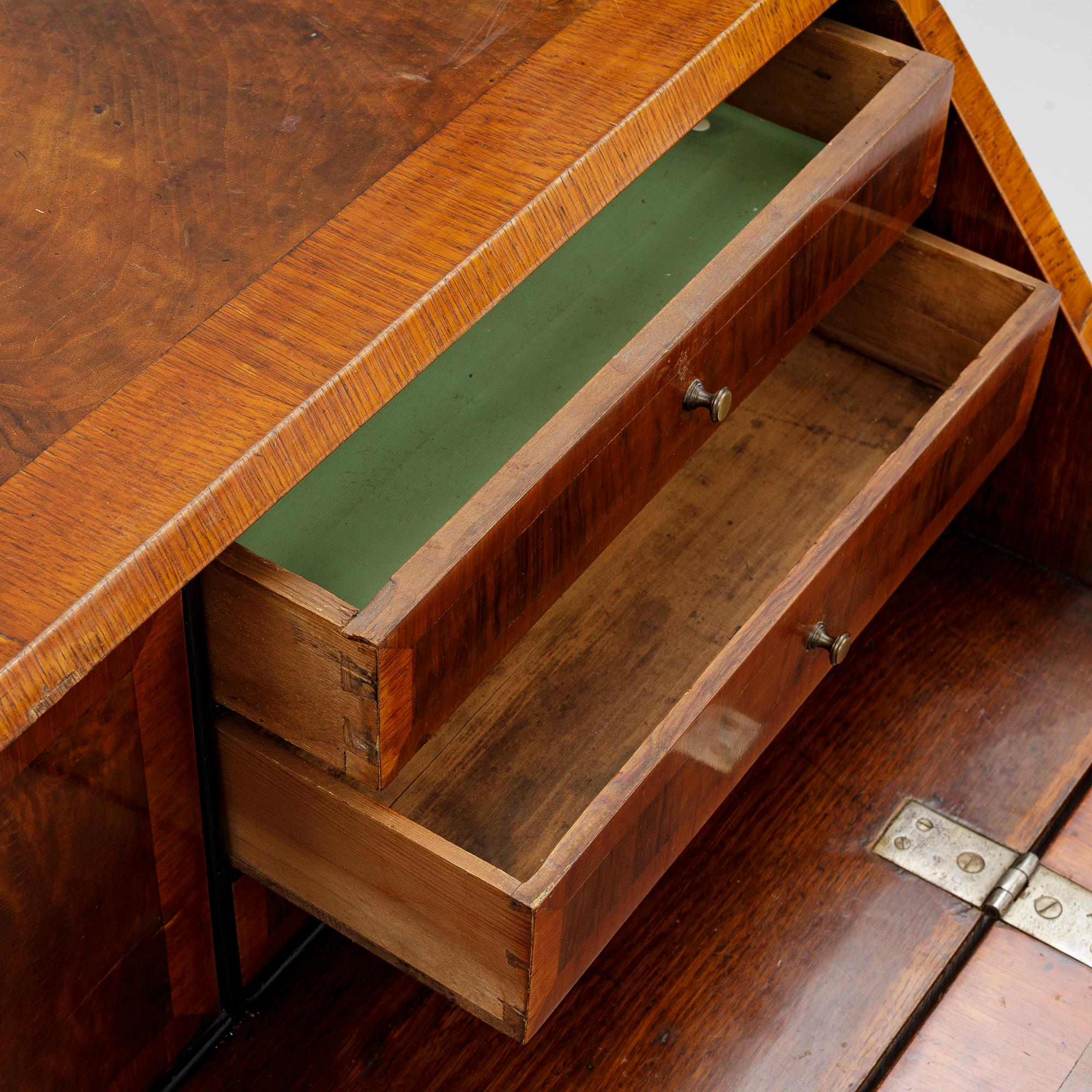 Sekretär, av  Sven Floberg (mästare i Stockholm 1749-72), Rokoko.