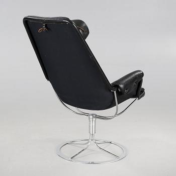 A "Jetson" chair, designed by 5Bruno Mathsson dfor Dux, made around year 2000.