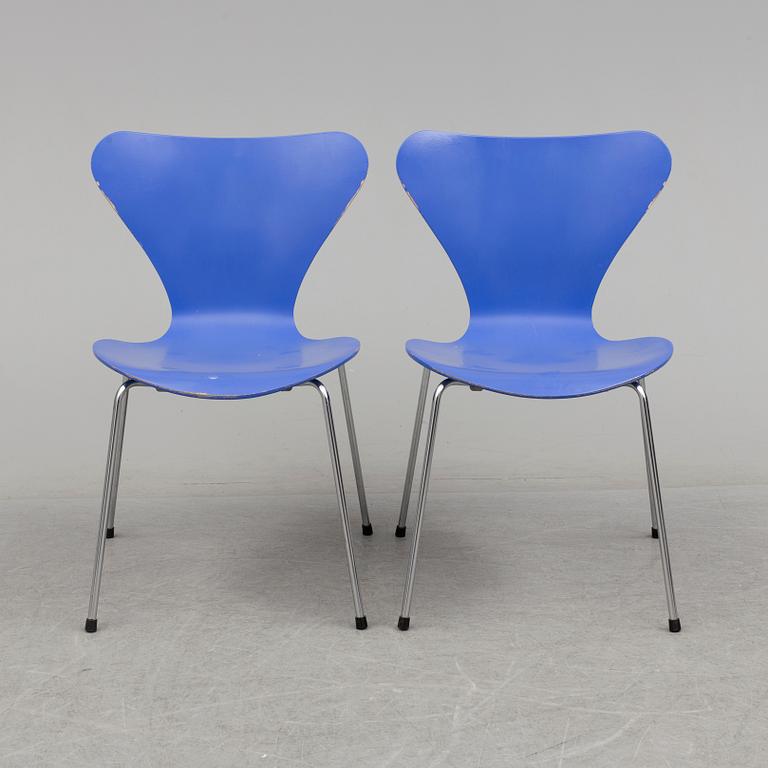 ARNE JACOBSEN, stolar, 6 st, "Sjuan", Fritz Hansen, 1984.