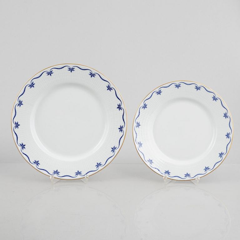 Pia Rönndahl, a 51-piece 'Mårbacka' porcelain service, Rörstrand.