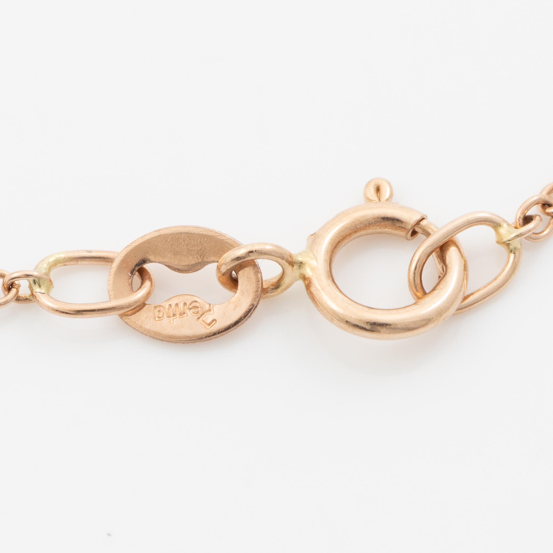 18K gold necklace with opal.