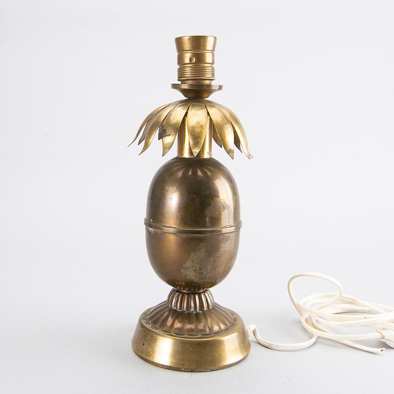 TABLE LAMP, brass, second half of 20th century.