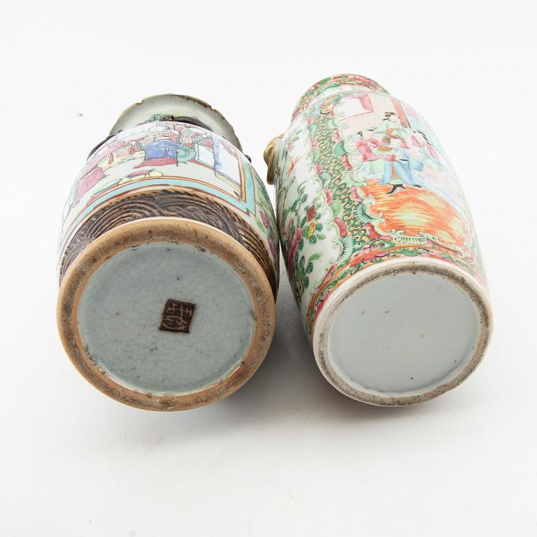 Vases 2 pcs China Canton circa 1900 porcelain.