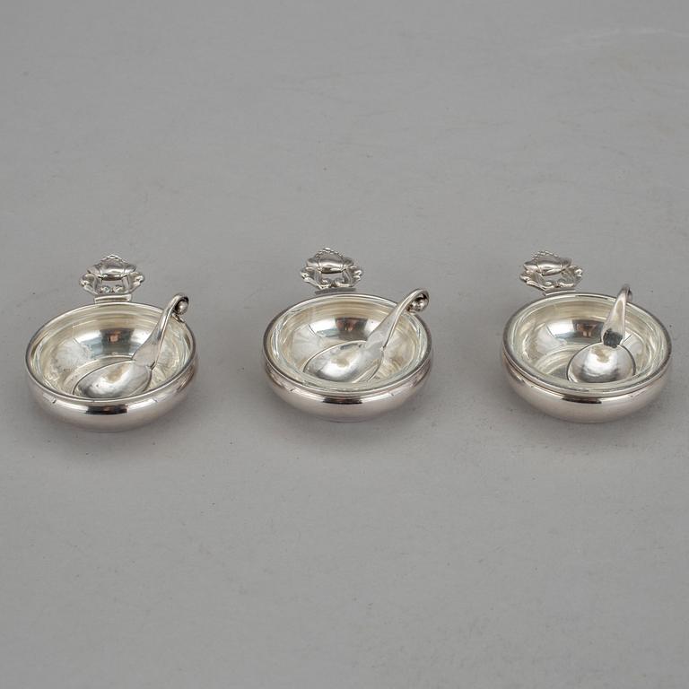 SALTKAR, 3 st, silver, "Konge", Georg Jensen, Danmark. Total silvervikt ca 59 g.
