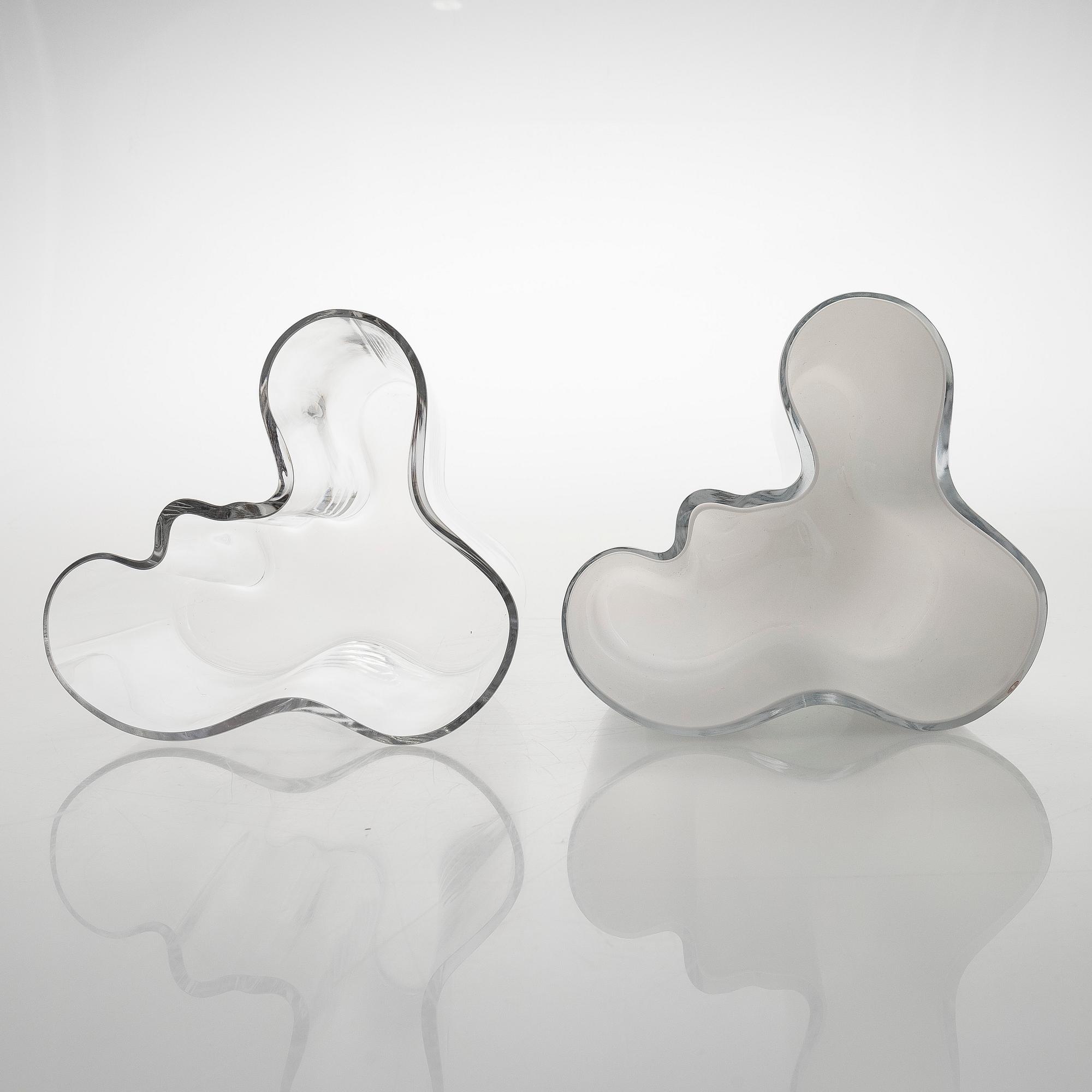 Alvar Aalto, maljakoita, 2kpl, malli 3030,  signeerattu Alvar Aalto.