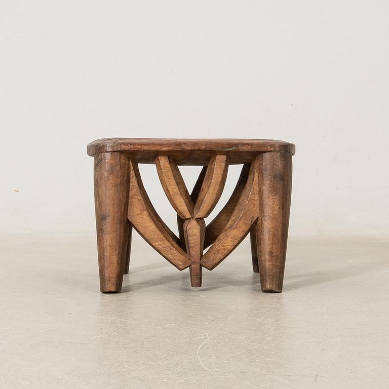 Stool, Nupe, Nigeria mid-20th century.