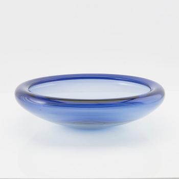Per Lütken, bowl signed Holmegaard Denmark late 20th century/21st century glass.