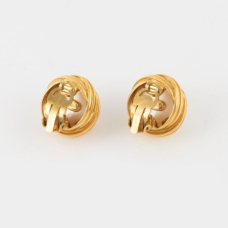 Chanel, earrings, 1996.