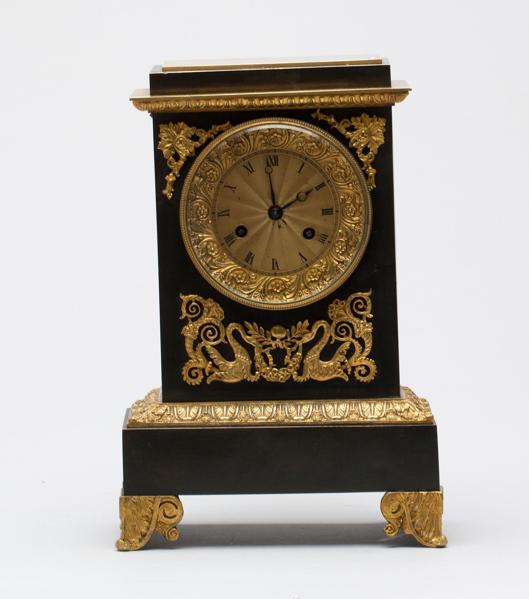BORDSPENDYL, senempire, 1800-talets mitt.