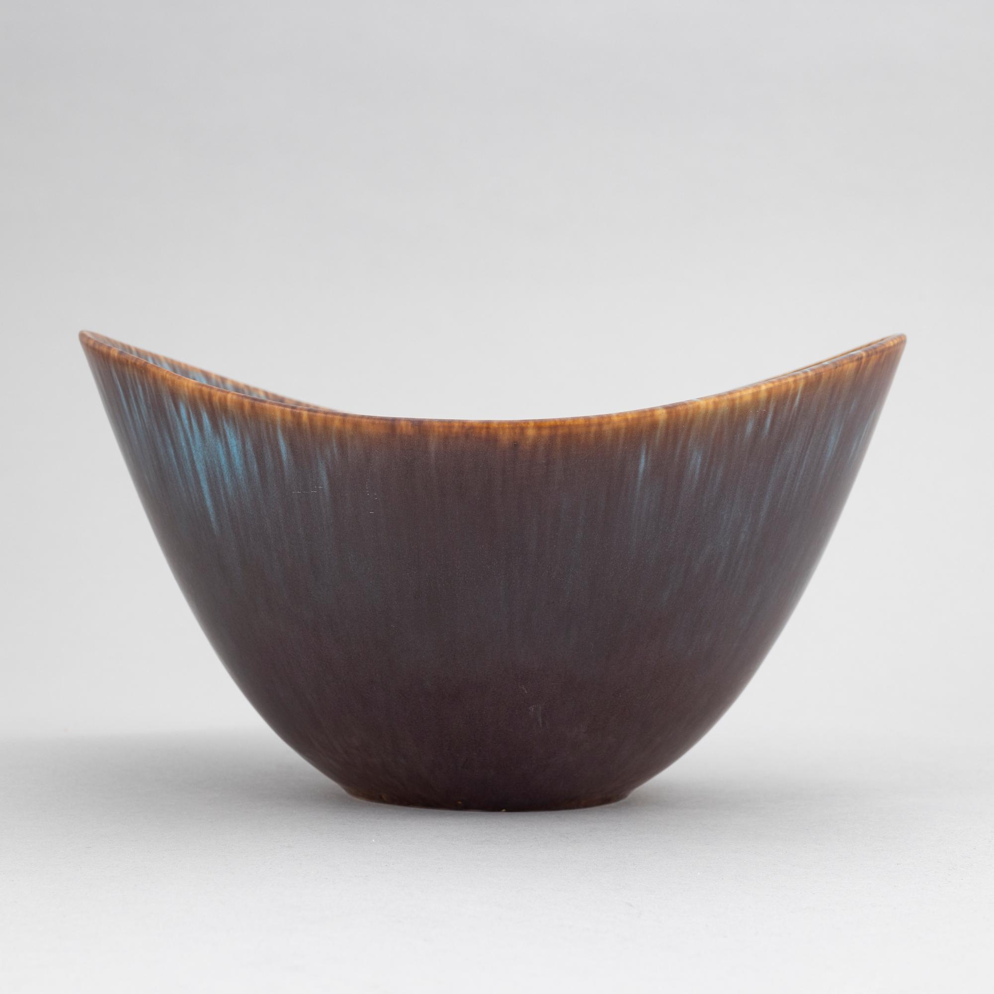 Gunnar Nylund, a stoneware bowl, Rörstrand.