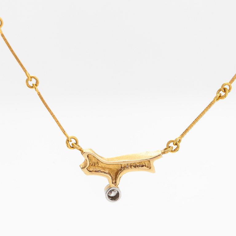 Björn Weckström, an 18K gold  necklace "Kero", with a diamond approx. 0.06 ct according to engraving. Lapponia 1990.