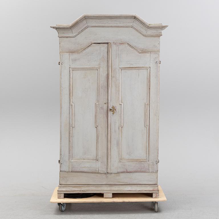 A 18/19th Century cabinet.