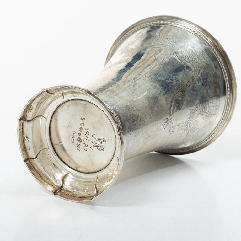 Karl Anderson, A Swedish silver Rococo style beaker, Stockholm 1937.