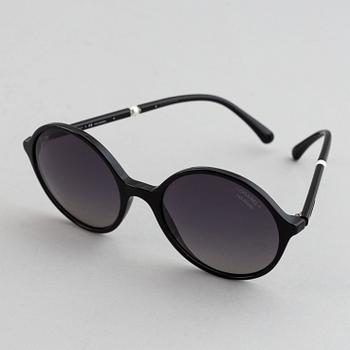 Chanel, a pair of sunglasses.