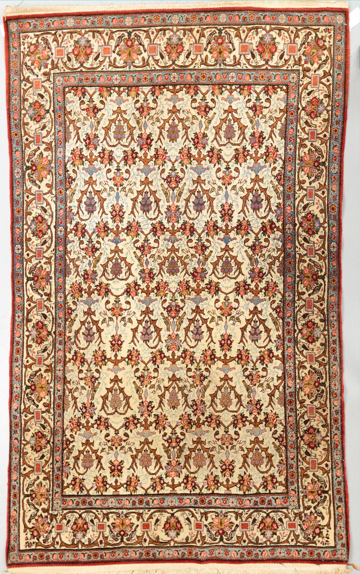 MATTA, senantik Ghom, ca 210 x 135 cm.