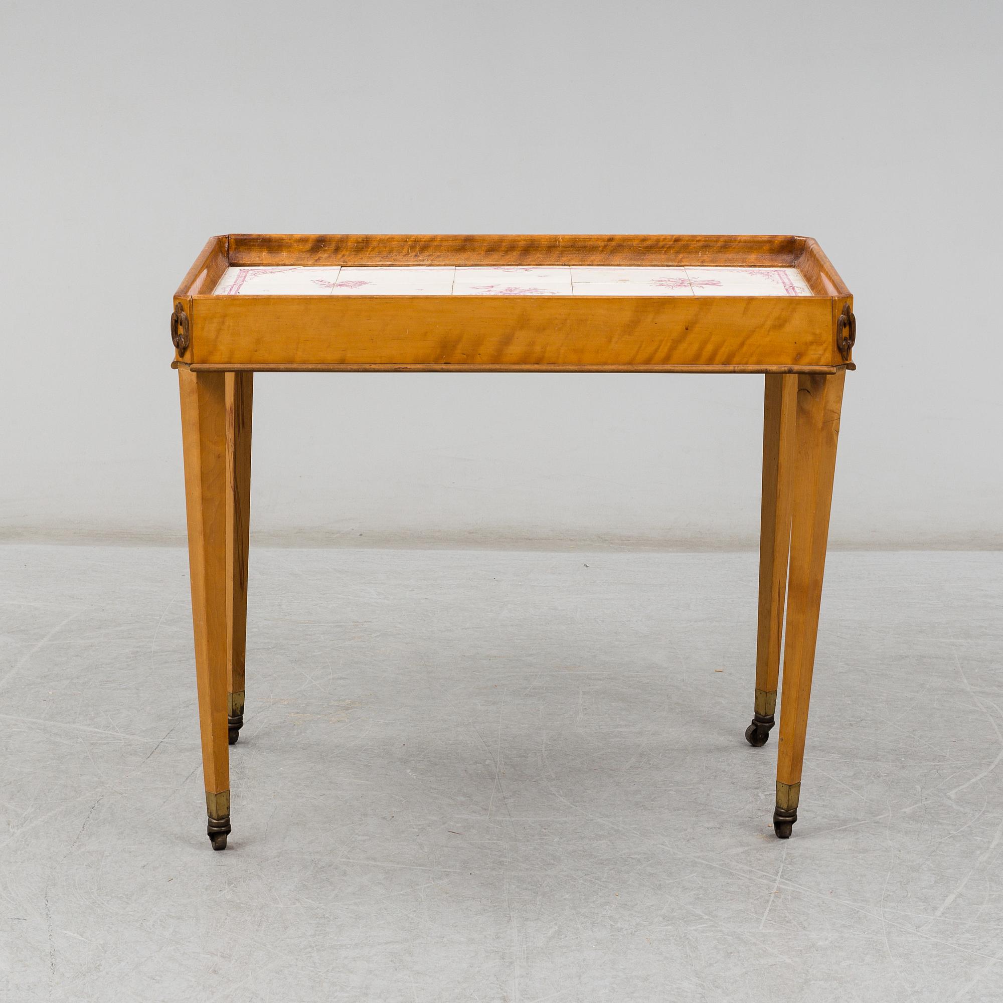 TEBORD, gustaviansk stil, 1900-tal.