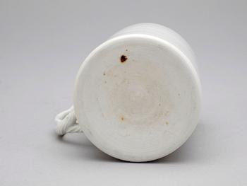 MUGG, porslin, Kina troligen omkring 1800.