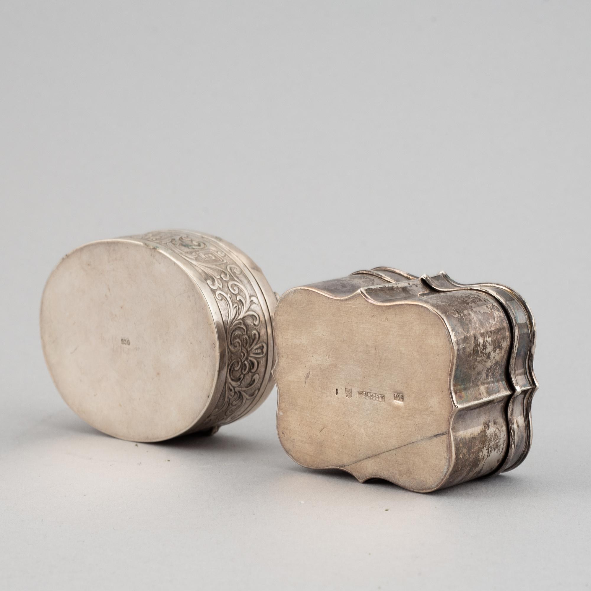 スナッフボックス 2個 イギリス製/フランス製 20世紀前半 スナッフボックス 2個 イギリス製/フランス製 20世紀前半