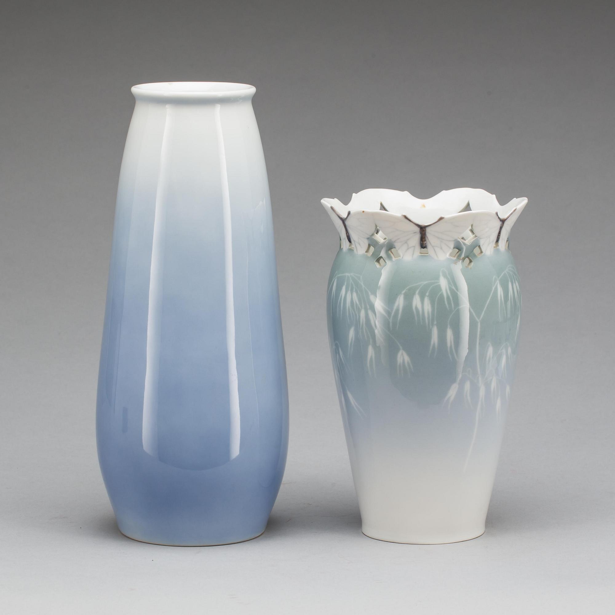 VASER, 2 st, porslin, Royal Copenhagen.