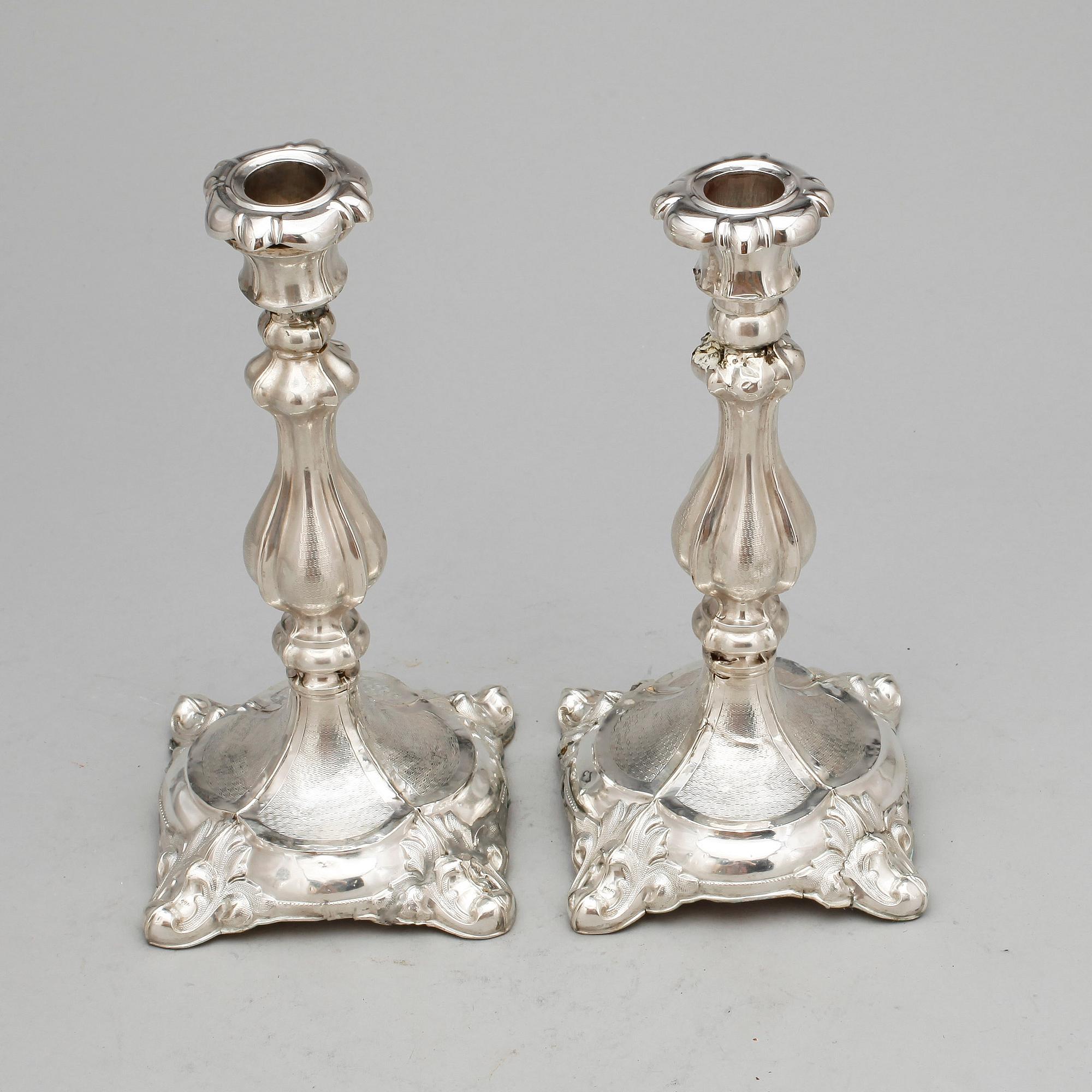 LJUSSTAKAR, ett par, silver, Möllenborg, Stockholm, 1871.