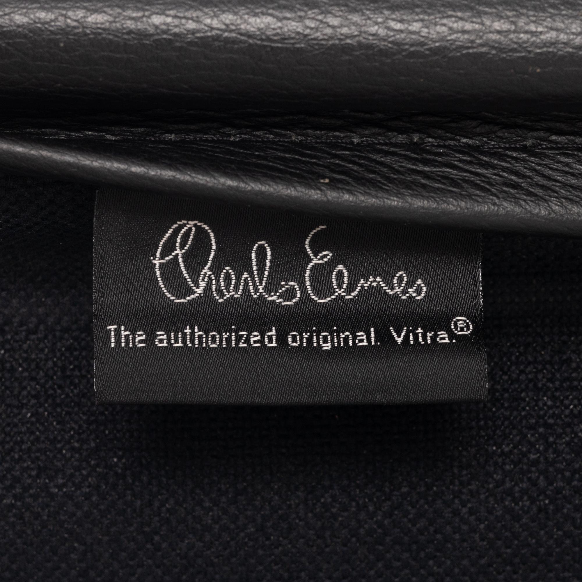 Charles & Ray Eames, office chair, "EA117", Vitra.