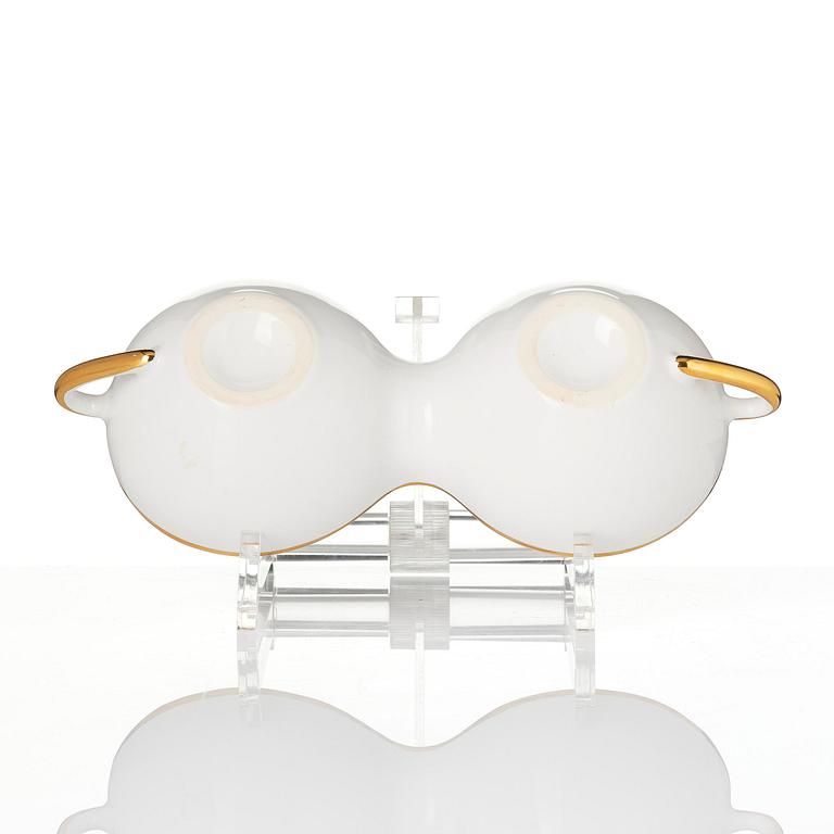 Mona Hatoum, "T42 (gold)".