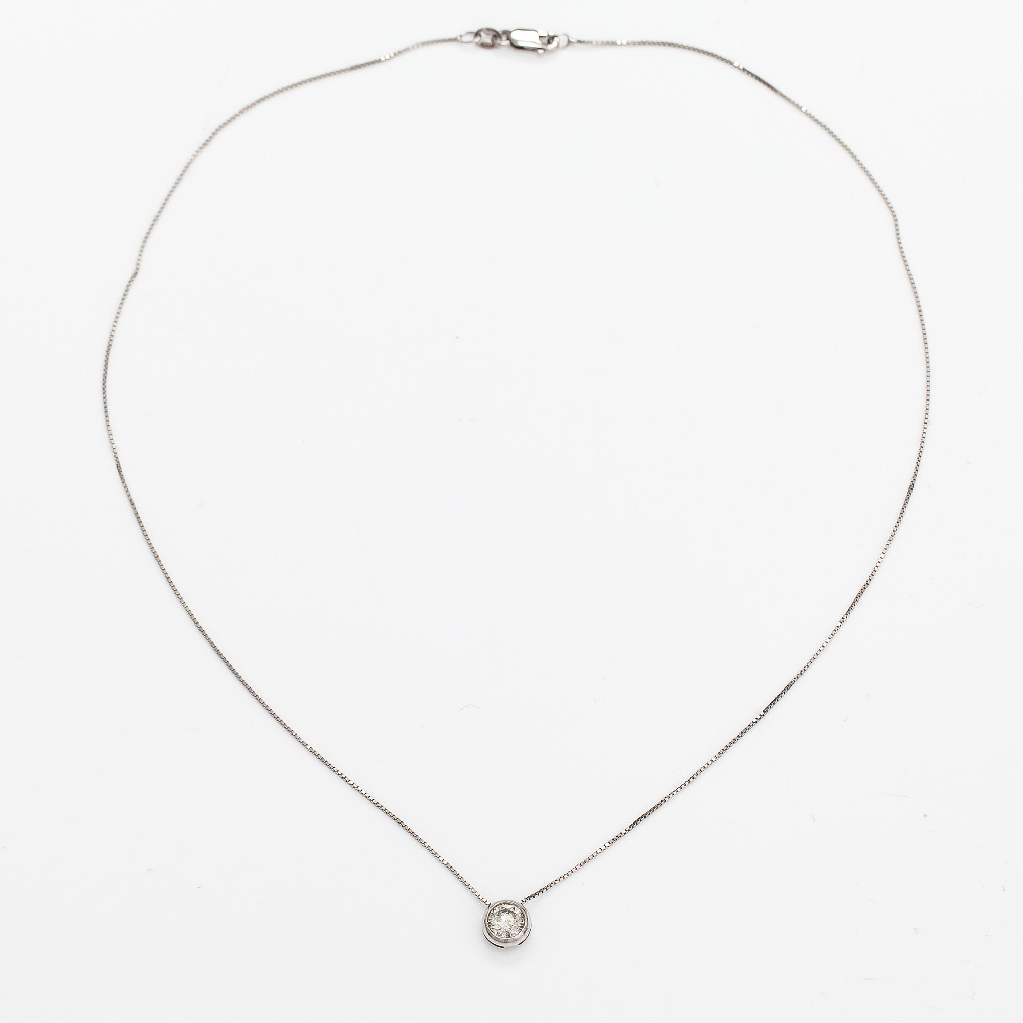 Halsband, 18K vitguld, diamant ca 0.62 ct.