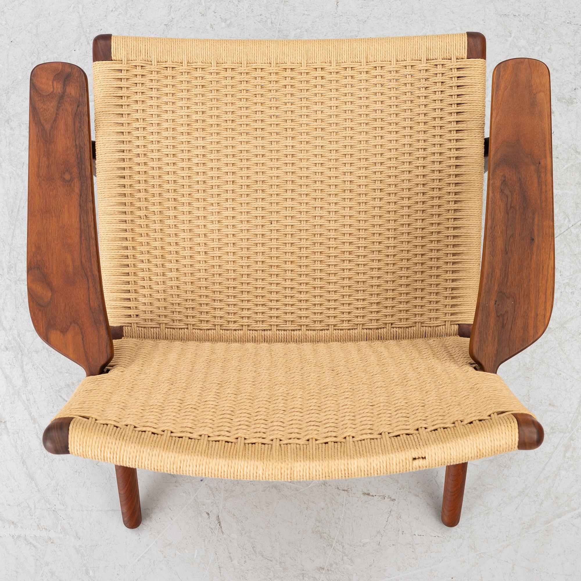 Hans J. Wegner, Armchair, "CH25", Carl Hansen & Søn, Denmark, circa 2020.
