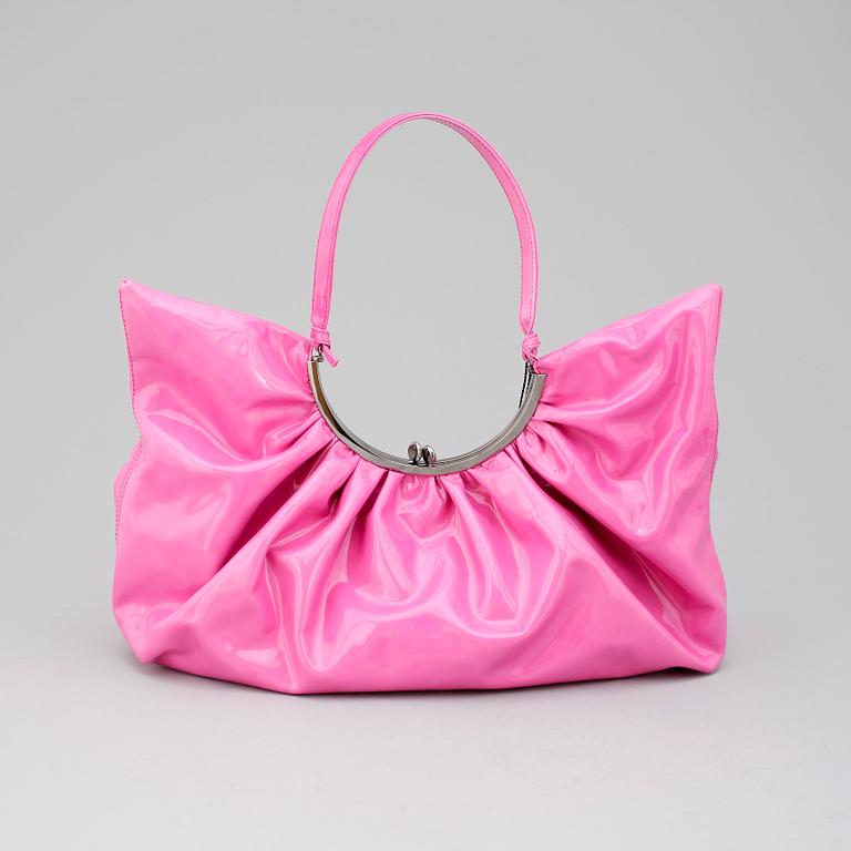 VÄSKA, Philip Treacy.