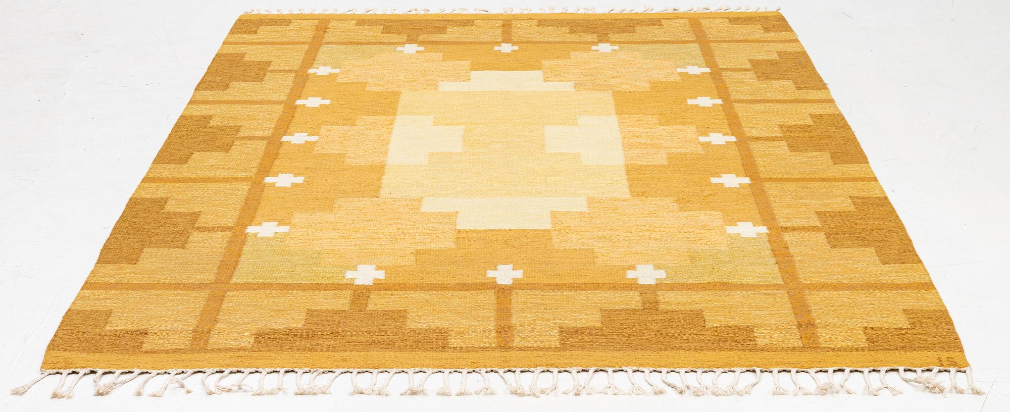 Ingegerd Silow, Rug, “Siljan gul”, flat weave, approximately 280 x 190 cm, signed IS.