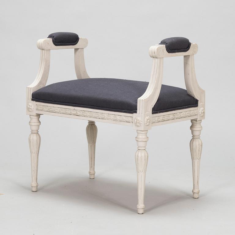 A late Gustavian stool from around 1900.