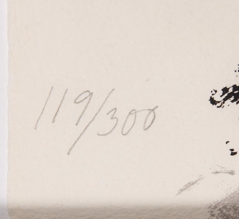 Carl Fredrik Reuterswärd, "Non Violence".