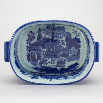 JARDINIÈRE / YTTERFODER, porslin, Victoria Ware Ironstone, modern tillverkning.