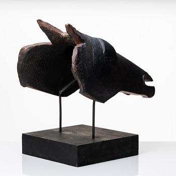 Henrik Allert, A horse head.