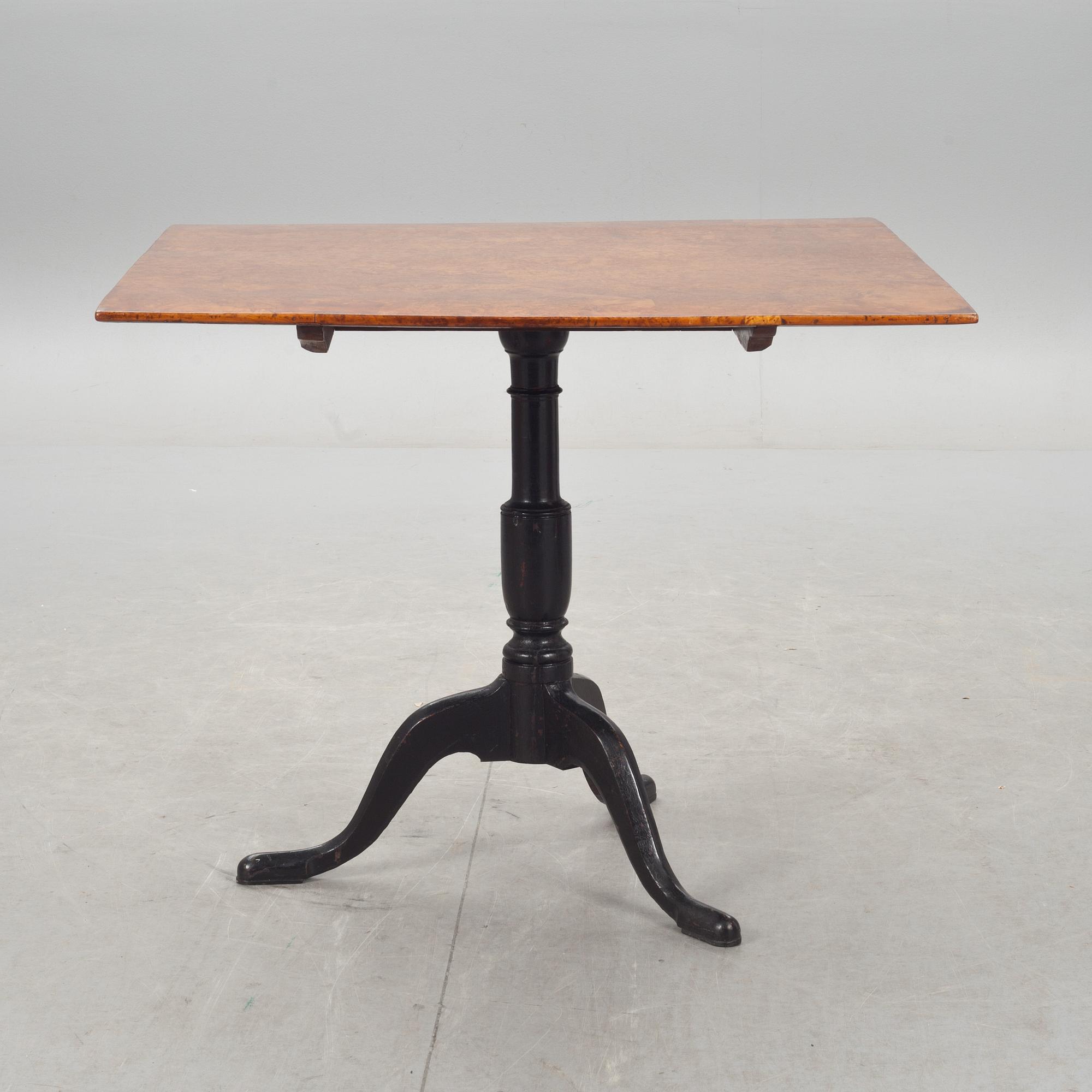 FÄLLBORD, 1800-talets första del.