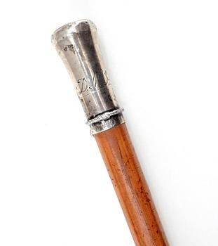 KÄPP, bl a silver och trä, Peter Ohlijn, Åldermansstämpel Friedrich Silber. Karlskrona 1795.