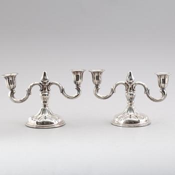 KANDELABRAR, 1 par, silver, Norge, 1900-talets första hälft.